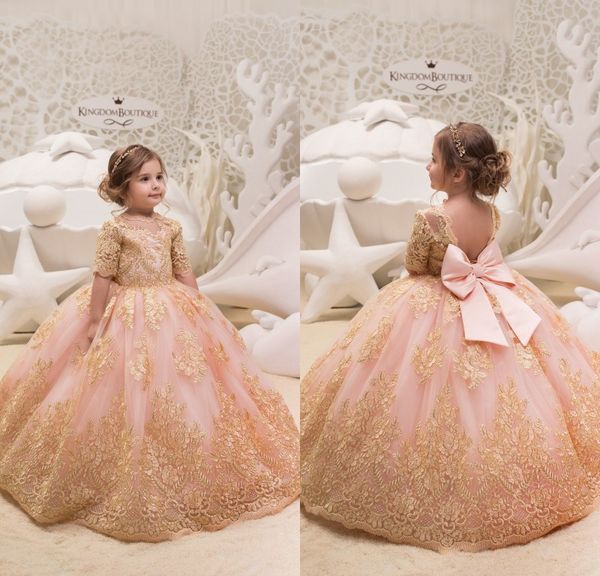 New prince gold applique kid flower girl dre e half leeve with bow tulle ball gown girl pageant party dre cu tom made
New prince gold applique kid flower girl dre e half leeve with bow tulle ball gown girl pageant party dre cu tom made