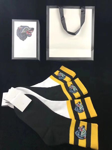 fashion designer socks brand embroidered bee wolf tiger head elasticized cutton women men socks 4 pairs with box, White;pink
fashion designer socks brand embroidered bee wolf tiger head elasticized cutton women men socks 4 pairs with box, White;pink