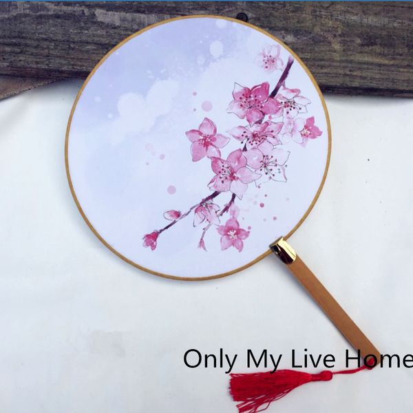 small round chinese fan dance costume traditional handle personalized silk fans for wedding favour ladies fans craft gift fan decoration
small round chinese fan dance costume traditional handle personalized silk fans for wedding favour ladies fans craft gift fan decoration