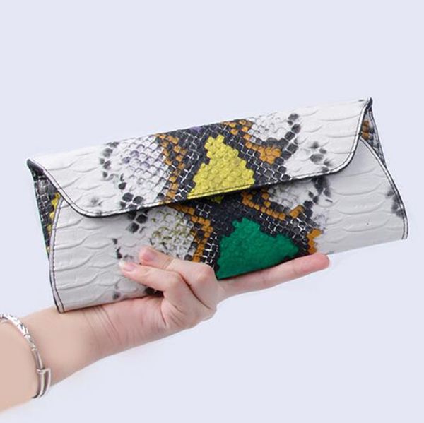 yirenfang women leather handbags clutch fashion women messenger bags clutch small crocodile pattern genuine leather women's bag
yirenfang women leather handbags clutch fashion women messenger bags clutch small crocodile pattern genuine leather women's bag