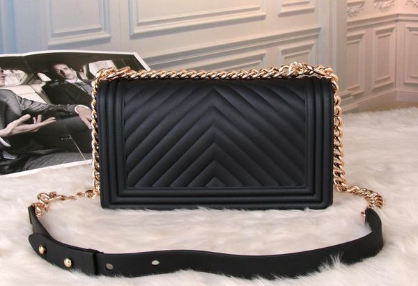 2018 Leather black gold silver chain Free shipping hot sell Wholesale retail Hot bags handbags shoulder bags tote bags messenger bag
2018 Leather black gold silver chain Free shipping hot sell Wholesale retail Hot bags handbags shoulder bags tote bags messenger bag