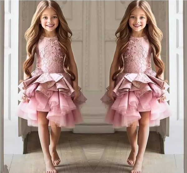 new sweet flower girls dresses for weddings jewel neck sleeveless lace short tiered ruffles girl pageant gowns, White;blue
new sweet flower girls dresses for weddings jewel neck sleeveless lace short tiered ruffles girl pageant gowns, White;blue