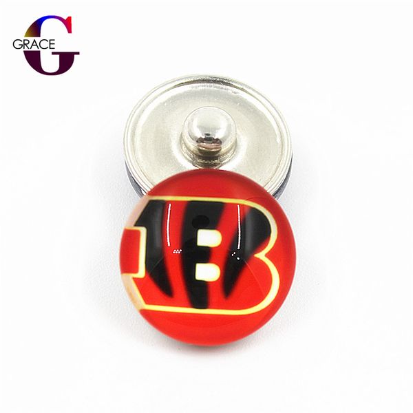 20 шт. / лот сша команды сменные оснастки кнопки для diy 18 мм стекло футбол спорт имбирь оснастки ювелирные изделия женщин braceletsbangles, Golden;silver 
20 шт. / лот сша команды сменные оснастки кнопки для diy 18 мм стекло футбол спорт имбирь оснастки ювелирные изделия женщин braceletsbangles, Golden;silver