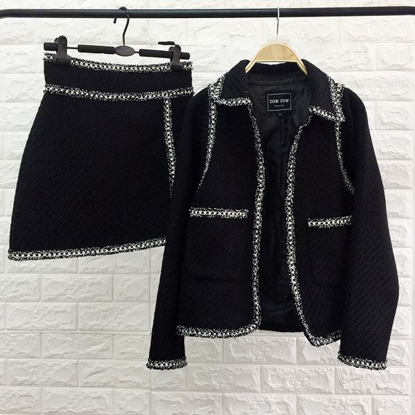 high-quality high-end suits 2018 new winter winter new custom tshort jacket short skirt, White;black
high-quality high-end suits 2018 new winter winter new custom tshort jacket short skirt, White;black