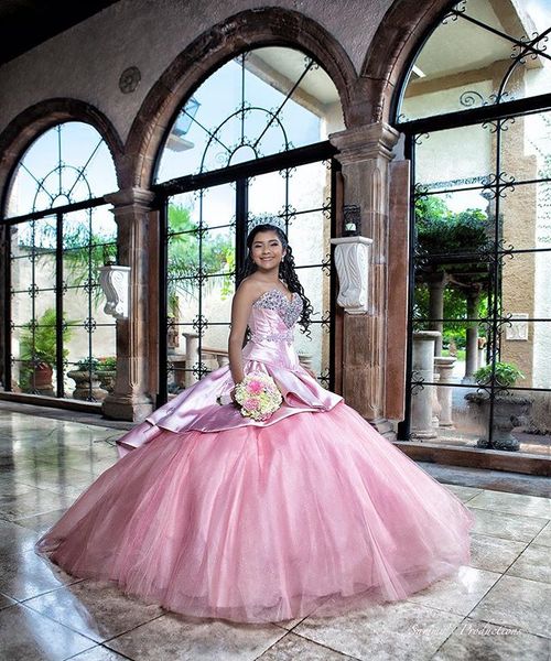 pink ball gown princess quinceanera dresses sweetheart sparkle beaded peplum girls 16 years gowns vestidos quinceanera, Blue;red
pink ball gown princess quinceanera dresses sweetheart sparkle beaded peplum girls 16 years gowns vestidos quinceanera, Blue;red