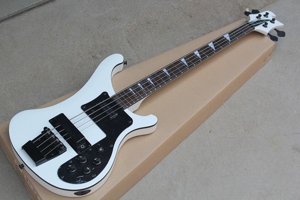 белый 4 strings electric bass с rosewood грифом черной накладки / оборудованиями, binding тела, предложение настроить
белый 4 strings electric bass с rosewood грифом черной накладки / оборудованиями, binding тела, предложение настроить