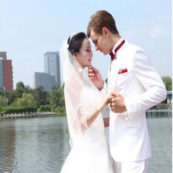 custom made 2018 white summer suits men bridegroom slim fit groom tuxedos wear wedding suits for man formal man jacket+pants+vest, Black;gray
custom made 2018 white summer suits men bridegroom slim fit groom tuxedos wear wedding suits for man formal man jacket+pants+vest, Black;gray