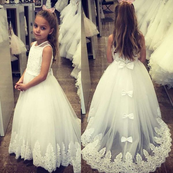 lovely lace flower girl dresses for wedding jewel neck sleeveless toddler pageant gowns appliqued tulle kids communion dress, White;red
lovely lace flower girl dresses for wedding jewel neck sleeveless toddler pageant gowns appliqued tulle kids communion dress, White;red