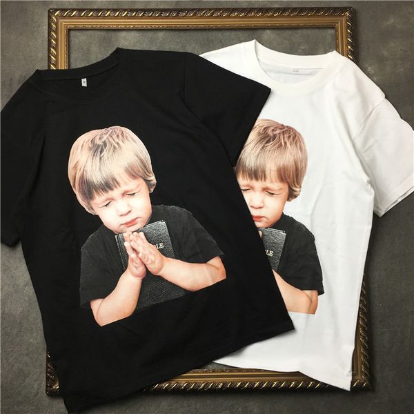 2018 street fashion summer crew neck praying little boy print t-shirt cotton cylinder short-sleeved tee tshirts, White;black
2018 street fashion summer crew neck praying little boy print t-shirt cotton cylinder short-sleeved tee tshirts, White;black