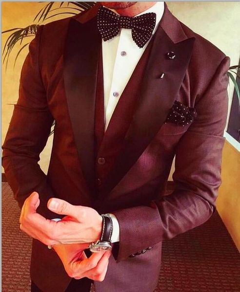 2018 latest coat pant design burgundy groom men suits slim fit 3 piece tuxedo custom blazer prom suit masculino jacket+pant+vest, White;black
2018 latest coat pant design burgundy groom men suits slim fit 3 piece tuxedo custom blazer prom suit masculino jacket+pant+vest, White;black