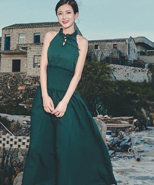 2017 new autumn sleeveless gallus straps high waist flounced dress bare shoulder medium length dress, Black;gray
2017 new autumn sleeveless gallus straps high waist flounced dress bare shoulder medium length dress, Black;gray