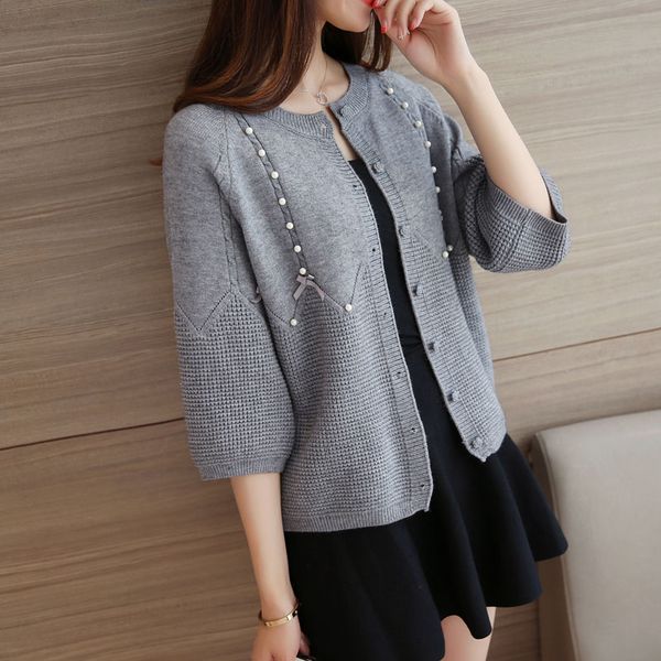 2017 autumn short jacket women new korean wild loose sweater knit cardigan women outside the ride small, White;black
2017 autumn short jacket women new korean wild loose sweater knit cardigan women outside the ride small, White;black