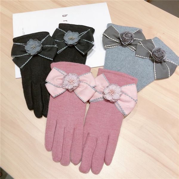 five fingers gloves korean women touch screen finger bow flower female winter thick, Blue;gray
five fingers gloves korean women touch screen finger bow flower female winter thick, Blue;gray