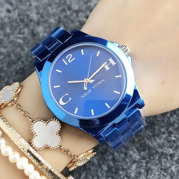 

Мода бренда наручные часы женщин девушка Нью-Йорк Верховая перевозки стиль набора металлической стали группы Кварцевые часы COA6123
