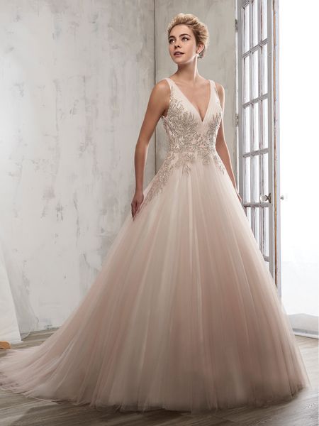 shinning ivory/champagne v-neck applique beads wedding dresses bridal pageant dresses wedding attire dresses custom size 2-16 kf915121, White
shinning ivory/champagne v-neck applique beads wedding dresses bridal pageant dresses wedding attire dresses custom size 2-16 kf915121, White