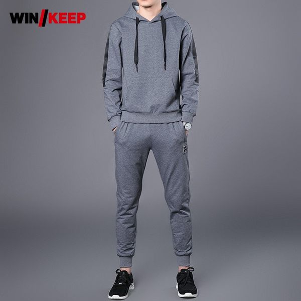 mens jogging suits pullover sweatshirts sweatpants sports tracksuit male sportswear hoody sweater trainer running two piece set, Black;blue
mens jogging suits pullover sweatshirts sweatpants sports tracksuit male sportswear hoody sweater trainer running two piece set, Black;blue