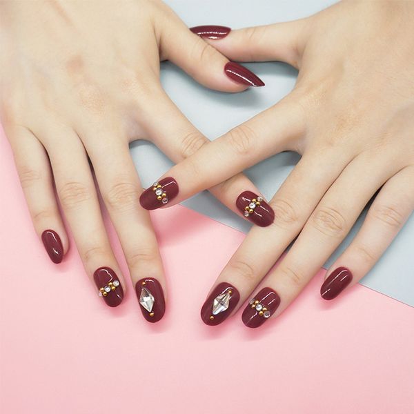 24pcs/set short wine red false nails pre-design rhinestone wedding bride finger nail art tips beauty artificial nail tool, Red;gold
24pcs/set short wine red false nails pre-design rhinestone wedding bride finger nail art tips beauty artificial nail tool, Red;gold