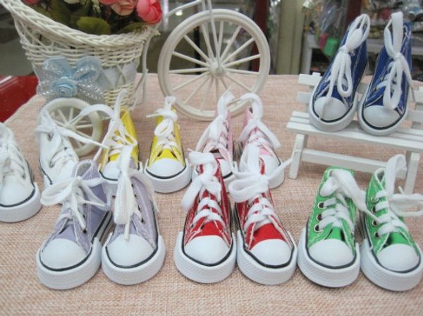 9 Color Mini 3D Sneaker Keychain Canvas Shoes Key Ring Tennis Shoe Chucks Keychain Favors 7.5*4*3.5cm left foot right foot
9 Color Mini 3D Sneaker Keychain Canvas Shoes Key Ring Tennis Shoe Chucks Keychain Favors 7.5*4*3.5cm left foot right foot