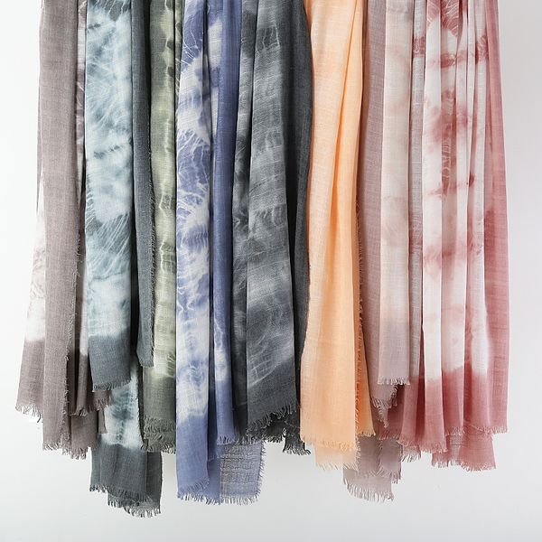 2018 japanese style big winter scarf cotton dirty dryed women's scarves blue and black shawl gifts winter warm men scarf, Blue;gray
2018 japanese style big winter scarf cotton dirty dryed women's scarves blue and black shawl gifts winter warm men scarf, Blue;gray
