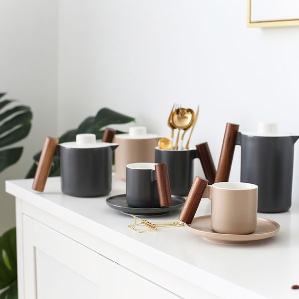 

1 pcs super unique elegant coffee milk walnut handle mug nordic ceramic wood handle coffee cup
