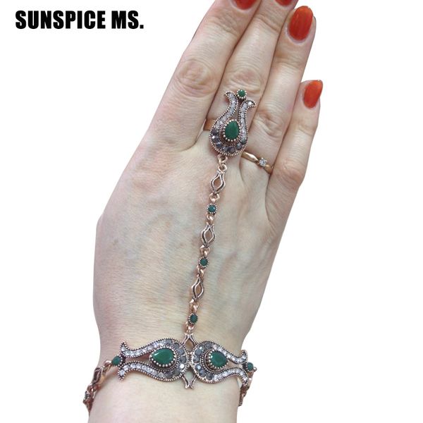 luxuries turkish women tulips flower bracelet resin jewelry antique gold color bracelets for women dance wedding secret, Black
luxuries turkish women tulips flower bracelet resin jewelry antique gold color bracelets for women dance wedding secret, Black