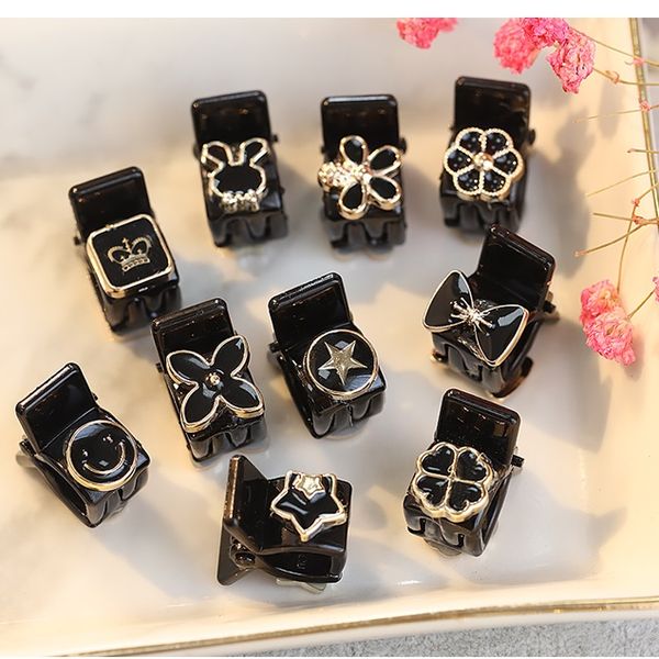 Exquisite girl hair accessory set,Small hairpin 10pcs per bag, black hair clamps with Beautiful pattern
Exquisite girl hair accessory set,Small hairpin 10pcs per bag, black hair clamps with Beautiful pattern