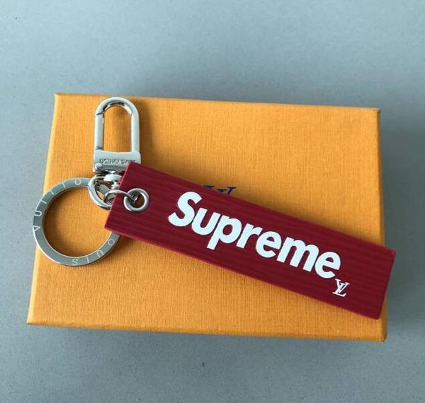 Wholesale New Business Keychain Red Leather Zinc Alloy Keychain Car Keychain Horseshoe Buckle Luxury Gift Customization NO BOX
Wholesale New Business Keychain Red Leather Zinc Alloy Keychain Car Keychain Horseshoe Buckle Luxury Gift Customization NO BOX