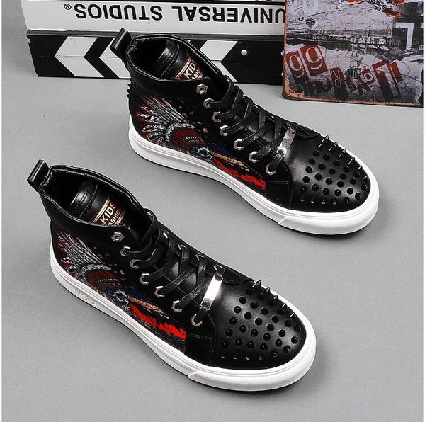 Fashion black white Sheets and Metal Toe Men Shoes Top Rivets Men Ankle Handmade Casual Shoes Loafers Men Flats
Fashion black white Sheets and Metal Toe Men Shoes Top Rivets Men Ankle Handmade Casual Shoes Loafers Men Flats