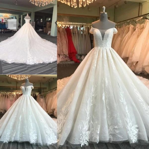 vintage country wedding dresses off the shoulder lace applique cathedral train tulle lace wedding dresses lace up back bridal gowns, White
vintage country wedding dresses off the shoulder lace applique cathedral train tulle lace wedding dresses lace up back bridal gowns, White