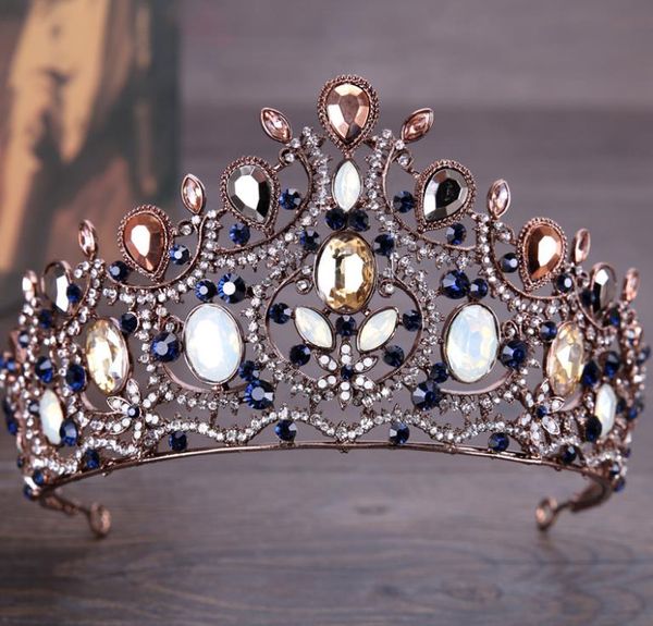 retro, elegant, sapphire, diamond, bridal crown, headgear, bridal accessories, p studio, filming, Silver
retro, elegant, sapphire, diamond, bridal crown, headgear, bridal accessories, p studio, filming, Silver