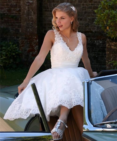informal short wedding dresses knee length applique lace bridal gowns lace vestido de novia vintage beach wedding reception gowns 2019, White
informal short wedding dresses knee length applique lace bridal gowns lace vestido de novia vintage beach wedding reception gowns 2019, White