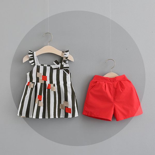 New girs Kids clothing full stripped print girl's set causal summer girl Sleeveless Suspender shirt+ short kids clothing sets
New girs Kids clothing full stripped print girl's set causal summer girl Sleeveless Suspender shirt+ short kids clothing sets
