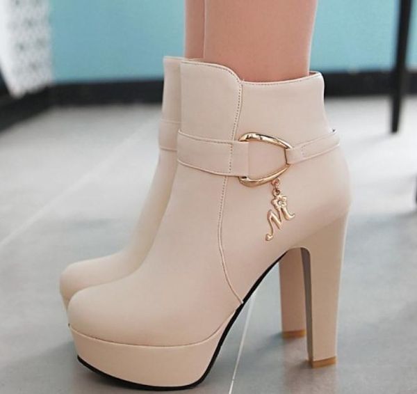 send 2018 autumn winter coarse heel high-heeled short tube female martin boots, Black
send 2018 autumn winter coarse heel high-heeled short tube female martin boots, Black