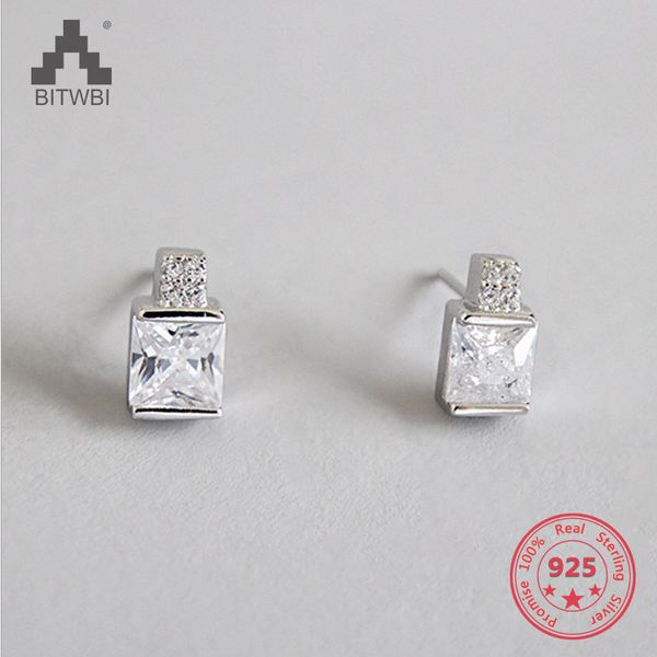 2018 new trend stud earrings squaer inlaid zircon romantic earrings for women girl jewelry gift mother's day, Golden;silver
2018 new trend stud earrings squaer inlaid zircon romantic earrings for women girl jewelry gift mother's day, Golden;silver