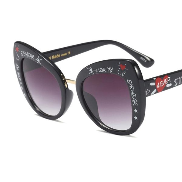 famous glasses 2018 trends large frame graffiti print cat eye sunglasses women luxury fashion glasses brand designer sun, White;black
famous glasses 2018 trends large frame graffiti print cat eye sunglasses women luxury fashion glasses brand designer sun, White;black