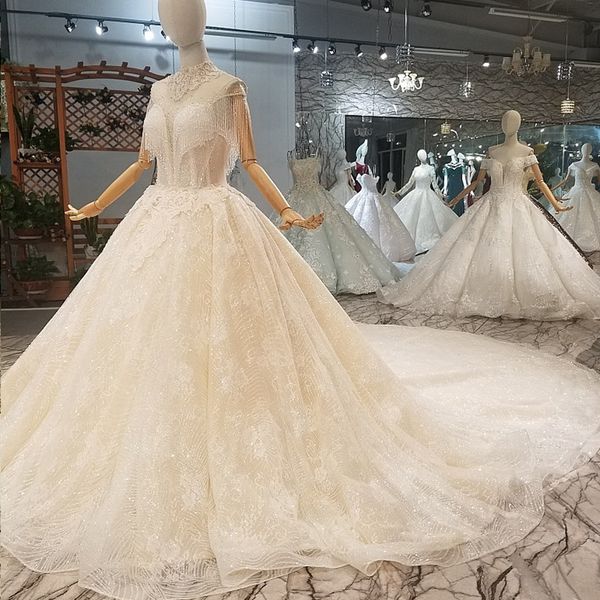 tassel crystal wedding dresses 2019 design high neck beaded short sleeves open keyhole back shiny bridal wedding gown long train, White
tassel crystal wedding dresses 2019 design high neck beaded short sleeves open keyhole back shiny bridal wedding gown long train, White
