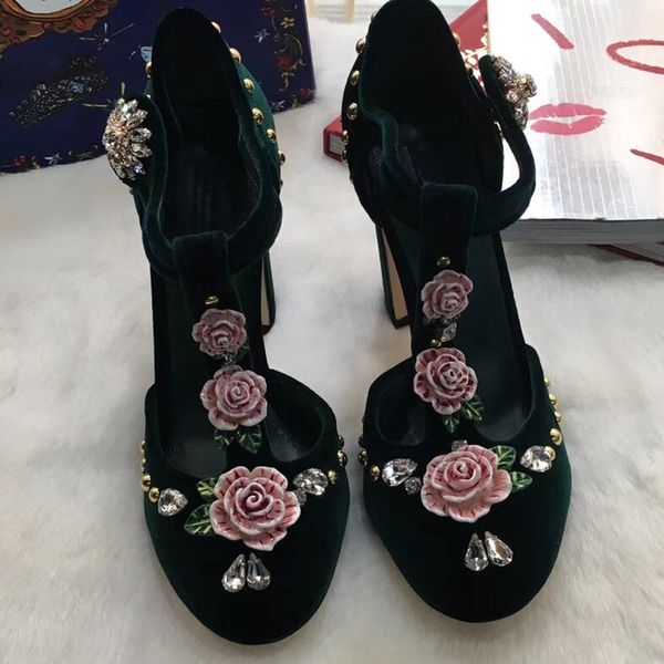 Spring new women hoe ba ic tyle retro fa hion high heel pointed toe office career hallow footwear women pump
Spring new women hoe ba ic tyle retro fa hion high heel pointed toe office career hallow footwear women pump