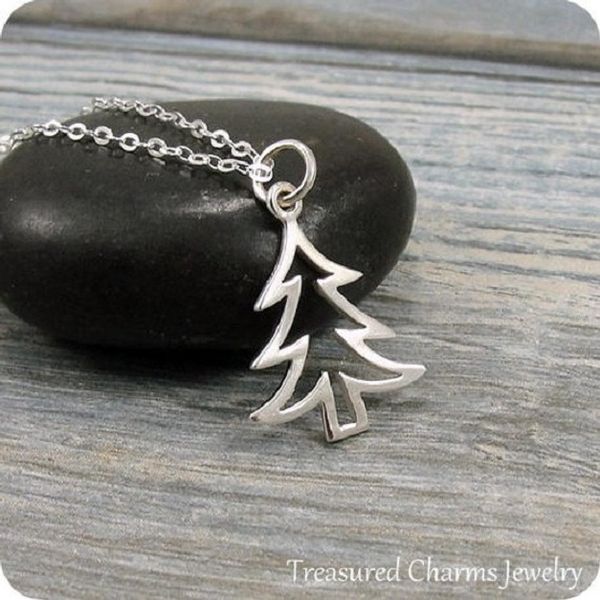 1pc simple small christmas life tree pendant chain bracelet hollow plant for lucky woman mother men's family gifts jewelry, Black
1pc simple small christmas life tree pendant chain bracelet hollow plant for lucky woman mother men's family gifts jewelry, Black
