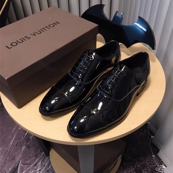luxury designer formal mens dress shoes genuine leather black basic flats for men wedding office big size 38-44
luxury designer formal mens dress shoes genuine leather black basic flats for men wedding office big size 38-44