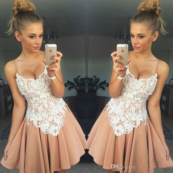 champagne a line 2020 cocktail dresses spaghetti sweetheart white lace applique mini short backless custom prom party homecoming gowns
champagne a line 2020 cocktail dresses spaghetti sweetheart white lace applique mini short backless custom prom party homecoming gowns