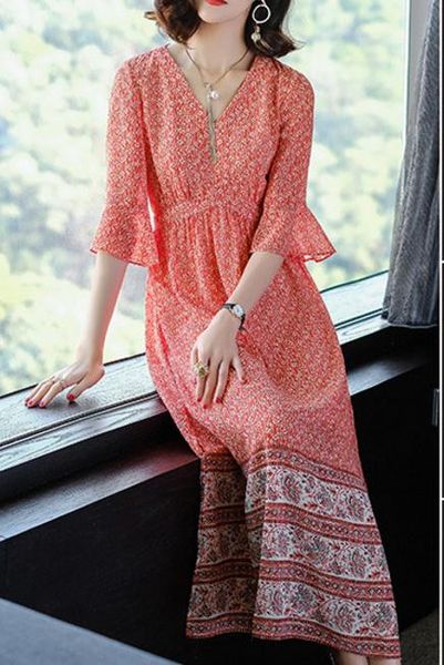 2018 spring and summer new style women's wear chiffon dress horn sleeve big size long dress, Black;gray
2018 spring and summer new style women's wear chiffon dress horn sleeve big size long dress, Black;gray