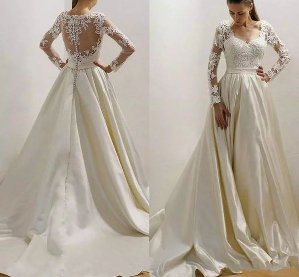 custom vintage lace wedding dresses 2018 with long sleeves appliqued court train a line wedding bridal gowns, White
custom vintage lace wedding dresses 2018 with long sleeves appliqued court train a line wedding bridal gowns, White