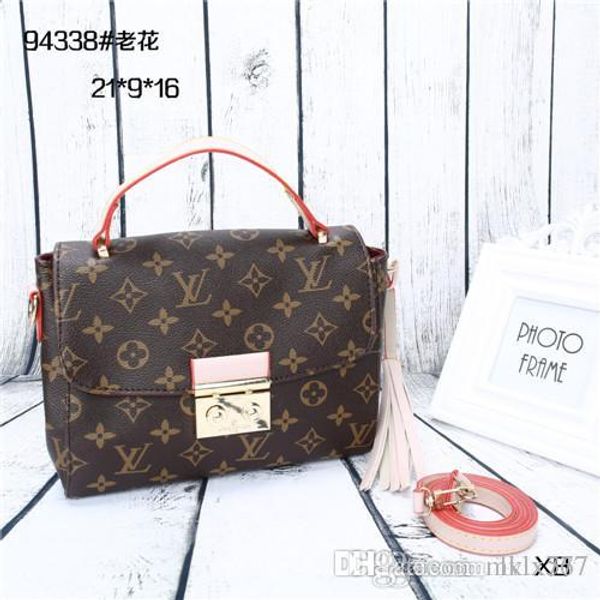 2018 styles Handbag Famous Designer Brand Name Fashion Leather Handbags Women Tote Shoulder Bags Lady Leather Handbags Bags purse943388
2018 styles Handbag Famous Designer Brand Name Fashion Leather Handbags Women Tote Shoulder Bags Lady Leather Handbags Bags purse943388