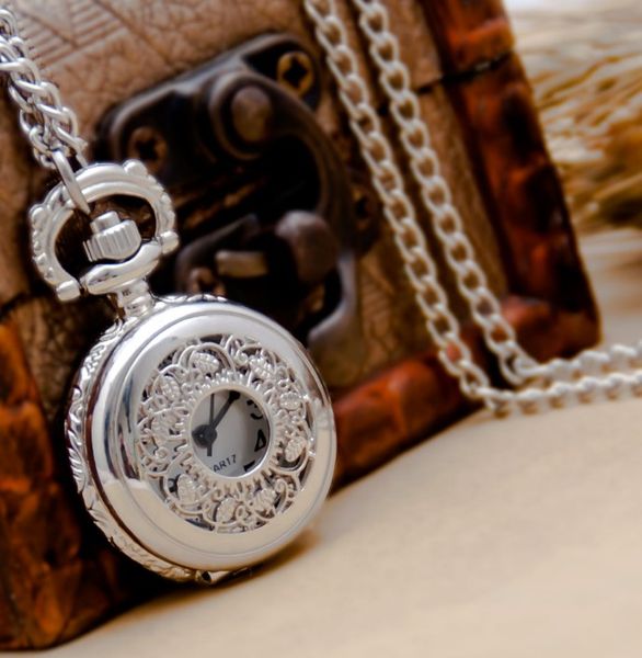 new arrive small size silver leaf pocket watch necklace for xmas gift pocket watch steampunk quartz, Slivery;golden
new arrive small size silver leaf pocket watch necklace for xmas gift pocket watch steampunk quartz, Slivery;golden