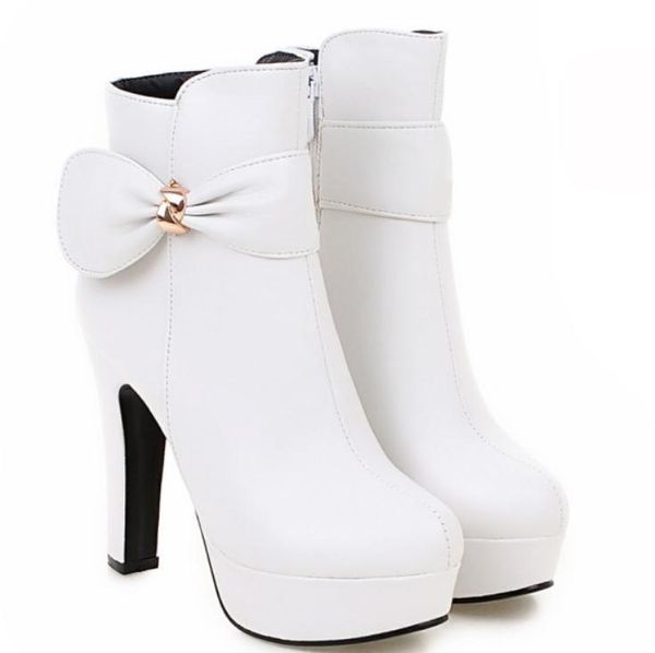 send 2018 new of autumn and winter martin boots high heels coarse heel waterproof table fashion women short boots, Black
send 2018 new of autumn and winter martin boots high heels coarse heel waterproof table fashion women short boots, Black