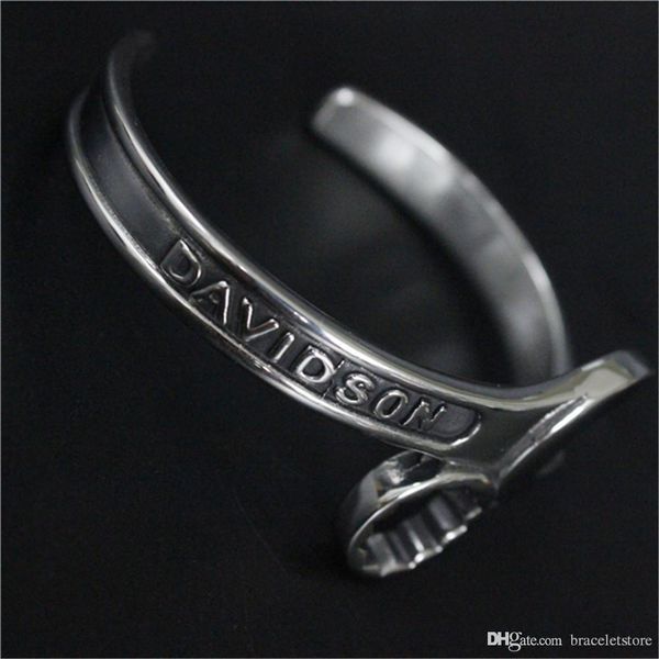 support dropship cool biker wrench bracelet 316l stainless steel fashion jewelry popular motorcycles biker style bracelet, Golden;silver
support dropship cool biker wrench bracelet 316l stainless steel fashion jewelry popular motorcycles biker style bracelet, Golden;silver