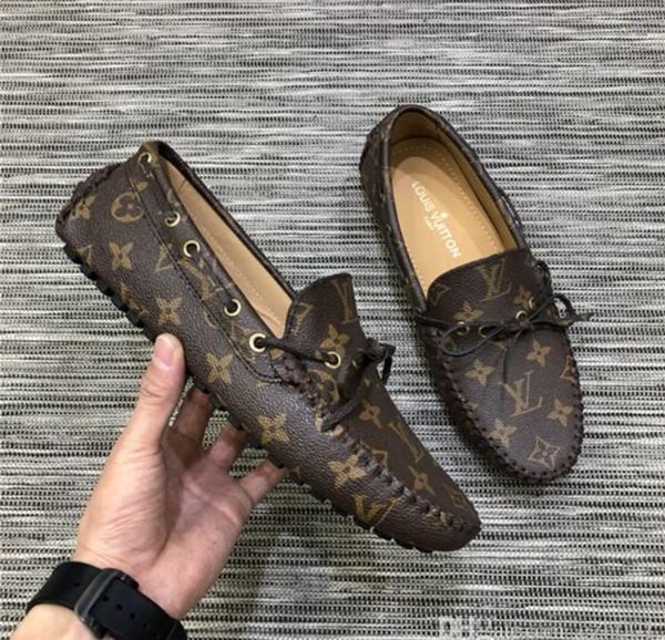 classic style men business shoes printed shoes fashion man casual genuine leather brand dress men's shoes with box 38-45, Black
classic style men business shoes printed shoes fashion man casual genuine leather brand dress men's shoes with box 38-45, Black