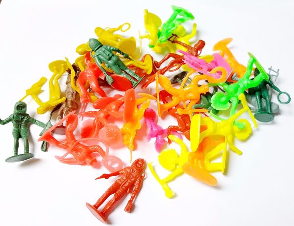 24 pcs cowboy divers figure birthday party favors pinata bags fillers novelties game gift loot gag boys kids home toys
24 pcs cowboy divers figure birthday party favors pinata bags fillers novelties game gift loot gag boys kids home toys