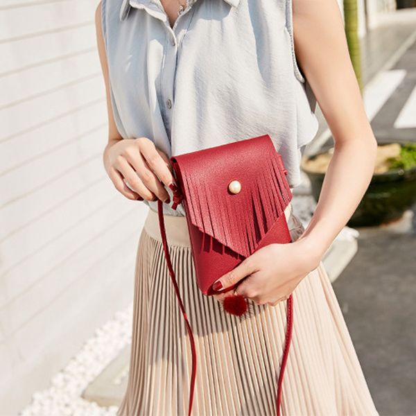2018 messenger bags fashion women tassels pearl crossbody bag hasp shoulder phone coin bag bolso mujer s
2018 messenger bags fashion women tassels pearl crossbody bag hasp shoulder phone coin bag bolso mujer s