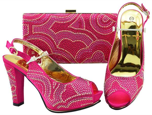 Beautiful fuchsia women pumps with rhinestone design bag for dress african shoes match handbag set JZS-01
Beautiful fuchsia women pumps with rhinestone design bag for dress african shoes match handbag set JZS-01